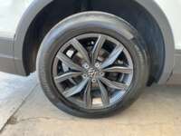 Volkswagen Tiguan 2023 5p Comfortline L4/1.4/T DSG 2023 Volkswagen Tiguan Venta Llantas 7