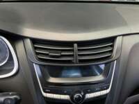 Chevrolet Aveo 2019 4p LS L4/1.5 Man 2019 Chevrolet Aveo Venta Interiores 6