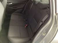 Chevrolet Onix 2025 4p LT L3/1.0 Man  IMG_3478