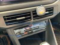 Volkswagen Nivus 2024 5p Highline L3/1.0/T Aut 2024 Volkswagen Nivus Ingreso Interiores 11