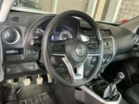 Nissan NP300 Frontier 2022 4p XE L4/2.5 Man 2022 Nissan NP300 Frontier Venta Interiores 1