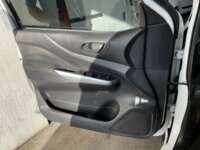 Nissan NP300 Frontier 2022 4p XE L4/2.5 Man 2022 Nissan NP300 Frontier Venta Interiores 15