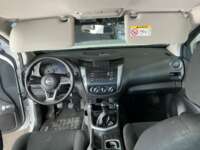 Nissan NP300 Frontier 2022 4p XE L4/2.5 Man 2022 Nissan NP300 Frontier Venta Interiores 19