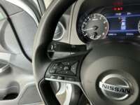 Nissan NP300 Frontier 2022 4p XE L4/2.5 Man 2022 Nissan NP300 Frontier Venta Interiores 6