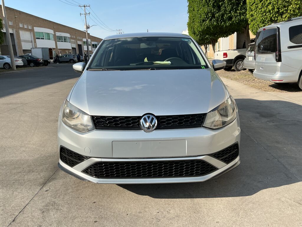 Volkswagen Vento 2021 4p Startline L4/1.6 Man 2021 Volkswagen Vento Venta Exteriores 2
