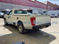 Nissan NP300 Pick Up 2020 2p L4/2.5 Man A/A IMG_6396