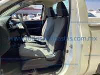 Nissan NP300 Pick Up 2020 2p L4/2.5 Man A/A IMG_6401