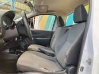 Nissan NP300 Pick Up 2020 2p L4/2.5 Man A/A 2020 Nissan NP300 Pick Up Venta Interiores 15