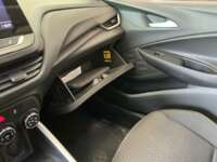 Chevrolet Onix 2023 4p LT L3/1.3 Man  IMG_4403