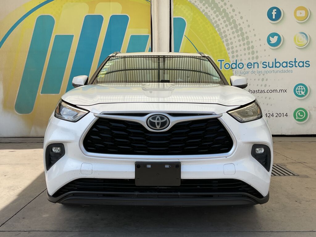 Toyota Highlander 2021 5p XLE V6/3.5 Aut 2021 Toyota Highlander Venta Exteriores 2
