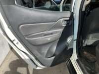 Mitsubishi L200 2022 4p GLX Doble Cabina L4/2.4/T Diesel Man 4X4 2022 Mitsubishi L200 Venta Interiores 15