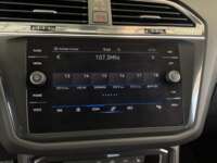 Volkswagen Tiguan 2021 5p R-Line L4/1.4/T DSG 2021 Volkswagen Tiguan Venta Interiores 9