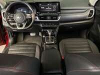 Kia Seltos 2021 5p GT Line L4/1.4 Turbocargado GDI DCT 2021 Kia Seltos Venta Interiores 4