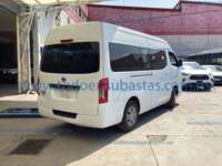 Nissan Urvan 2021 4p Amplia L4/2.5 Man Ventanas P/Seg 2021 Nissan Urvan Ingreso Exteriores 4