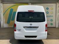 Nissan Urvan 2021 4p Amplia L4/2.5 Man Ventanas P/Seg 2021 Nissan Urvan Venta Exteriores 6