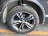 Volkswagen Tiguan 2018 5p Trendline 1.4 L4/1.4/T DSG IMG_1986