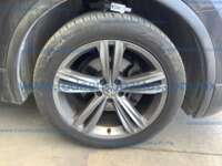 Volkswagen Tiguan 2018 5p Trendline 1.4 L4/1.4/T DSG IMG_1981