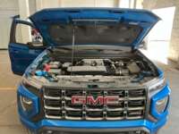 GMC Canyon 2024 4p AT4 L4/2.7/T Aut IMG_4944