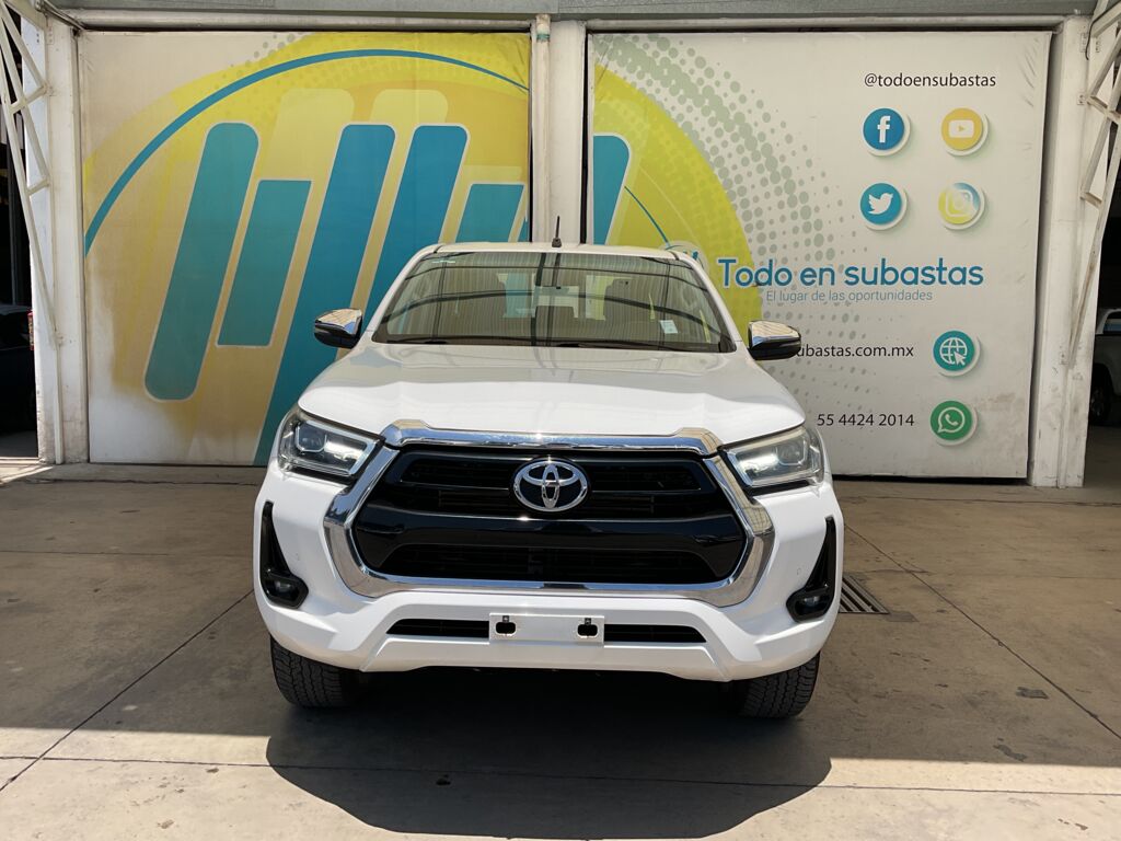Toyota Hilux 2021 4p Doble Cabina Diesel L4/2.8/T Aut 2021 Toyota Hilux Venta Exteriores 2