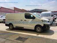Peugeot Expert Van 2019  IMG_4101