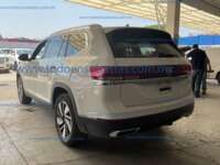 Volkswagen Teramont 2024 5p Highline L4/2.0/T Tiptronic IMG_6512