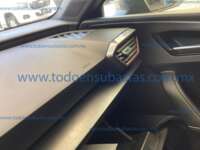 Cupra León 2023  2023 Cupra León Ingreso Interiores 20