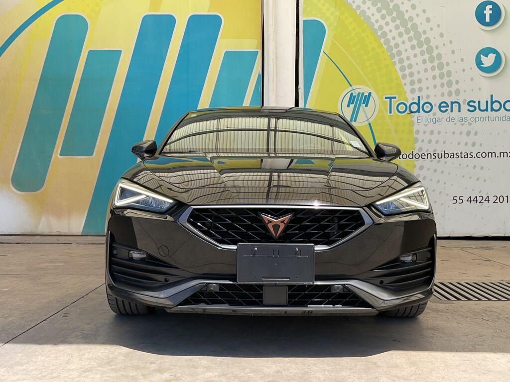 Cupra León 2023 5p L4/2.0/T/245 DSG 2023 Cupra León Venta Exteriores 2