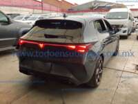 Cupra León  2025 5p L4/2.0/T/300 DSG Línea Nueva IMG_4256