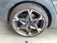 Cupra León  2025 5p L4/2.0/T/300 DSG Línea Nueva IMG_2367