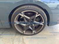 Cupra León  2025 5p L4/2.0/T/300 DSG Línea Nueva IMG_2362