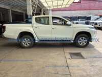 Mitsubishi L200 2022 4p GLX Doble Cabina L4/2.4 Man 2022 Mitsubishi L200 Ingreso Exteriores 3