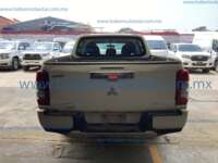Mitsubishi L200 2022 4p GLX Doble Cabina L4/2.4 Man 2022 Mitsubishi L200 Ingreso Exteriores 5