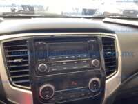 Mitsubishi L200 2022 4p GLX Doble Cabina L4/2.4 Man 2022 Mitsubishi L200 Ingreso Interiores 8