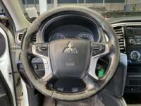 Mitsubishi L200 2022 4p GLX Doble Cabina L4/2.4 Man 2022 Mitsubishi L200 Venta Interiores 1