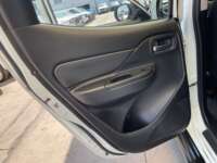 Mitsubishi L200 2022 4p GLX Doble Cabina L4/2.4 Man 2022 Mitsubishi L200 Venta Interiores 18