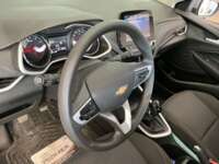 Chevrolet Onix 2025 4p LT L3/1.0 Man  IMG_6916