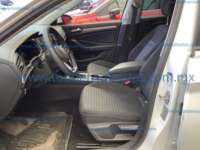 Volkswagen Jetta 2024 4p Comfortline L4/1.4/T Tiptronic 2024 Volkswagen Jetta Ingreso Interiores 1