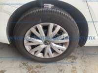 Volkswagen Jetta 2024 4p Comfortline L4/1.4/T Tiptronic IMG_2430