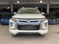 Mitsubishi L200 2022 4p GLX Doble L4/2.5/T Diesel Man 4x4 IMG_7419