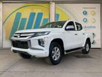 Mitsubishi L200 2022 4p GLX Doble L4/2.5/T Diesel Man 4x4 2022 Mitsubishi L200 Venta Exteriores 1