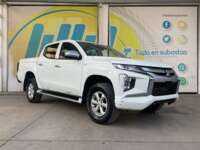 Mitsubishi L200 2022 4p GLX Doble L4/2.5/T Diesel Man 4x4 2022 Mitsubishi L200 Venta Exteriores 3