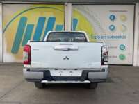 Mitsubishi L200 2022 4p GLX Doble L4/2.5/T Diesel Man 4x4 2022 Mitsubishi L200 Venta Exteriores 6