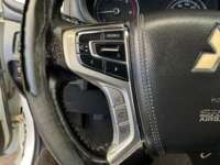 Mitsubishi L200 2022 4p GLX Doble L4/2.5/T Diesel Man 4x4 2022 Mitsubishi L200 Venta Interiores 6