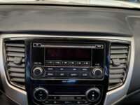 Mitsubishi L200 2022 4p GLX Doble L4/2.5/T Diesel Man 4x4 2022 Mitsubishi L200 Venta Interiores 8