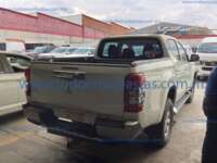 Mitsubishi L200 2022 4p GLX Doble Cabina L4/2.4/T Diesel Man 4X4 IMG_4311