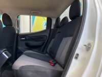 Mitsubishi L200 2022 4p GLX Doble Cabina L4/2.4/T Diesel Man 4X4 2022 Mitsubishi L200 Venta Interiores 19