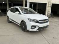 Chevrolet Aveo 2024 5p Ls L4/1.5 Man. IMG_7204