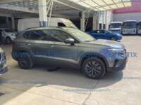 Volkswagen Taos 2024 5p Trendline L4/1.4/T Tiptronic IMG_4356