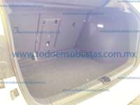 Volkswagen Taos 2025 5p Comfortline L4/1.4/T Tiptronic IMG_7569