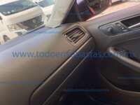 Volkswagen Jetta 2017 4p L4/2.0 Man IMG_4429